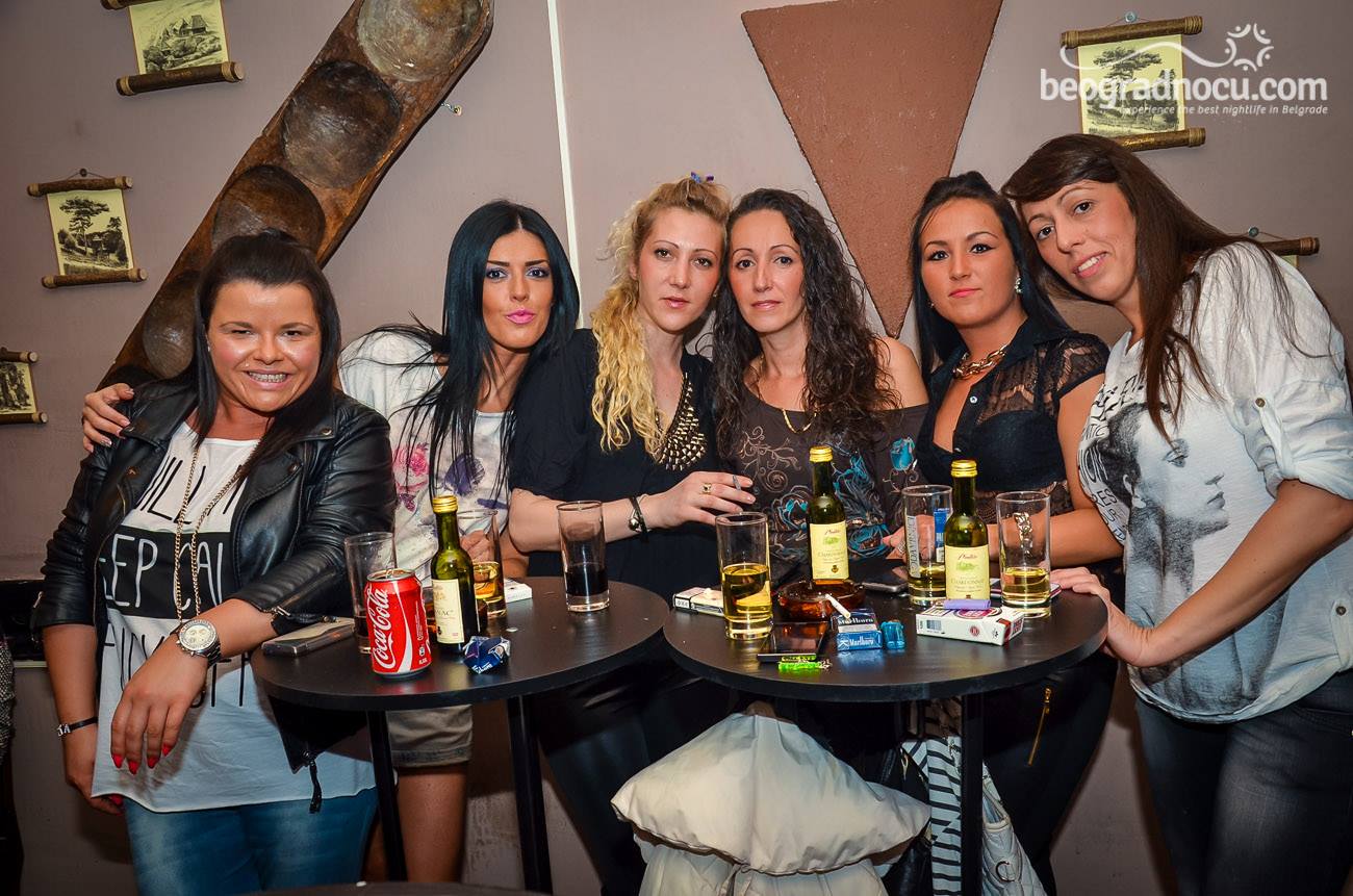 kafana Staro Drvce