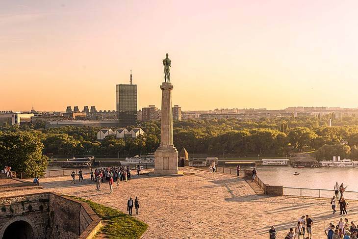 Pogled na kalemegdansku terasu sa pobednikom